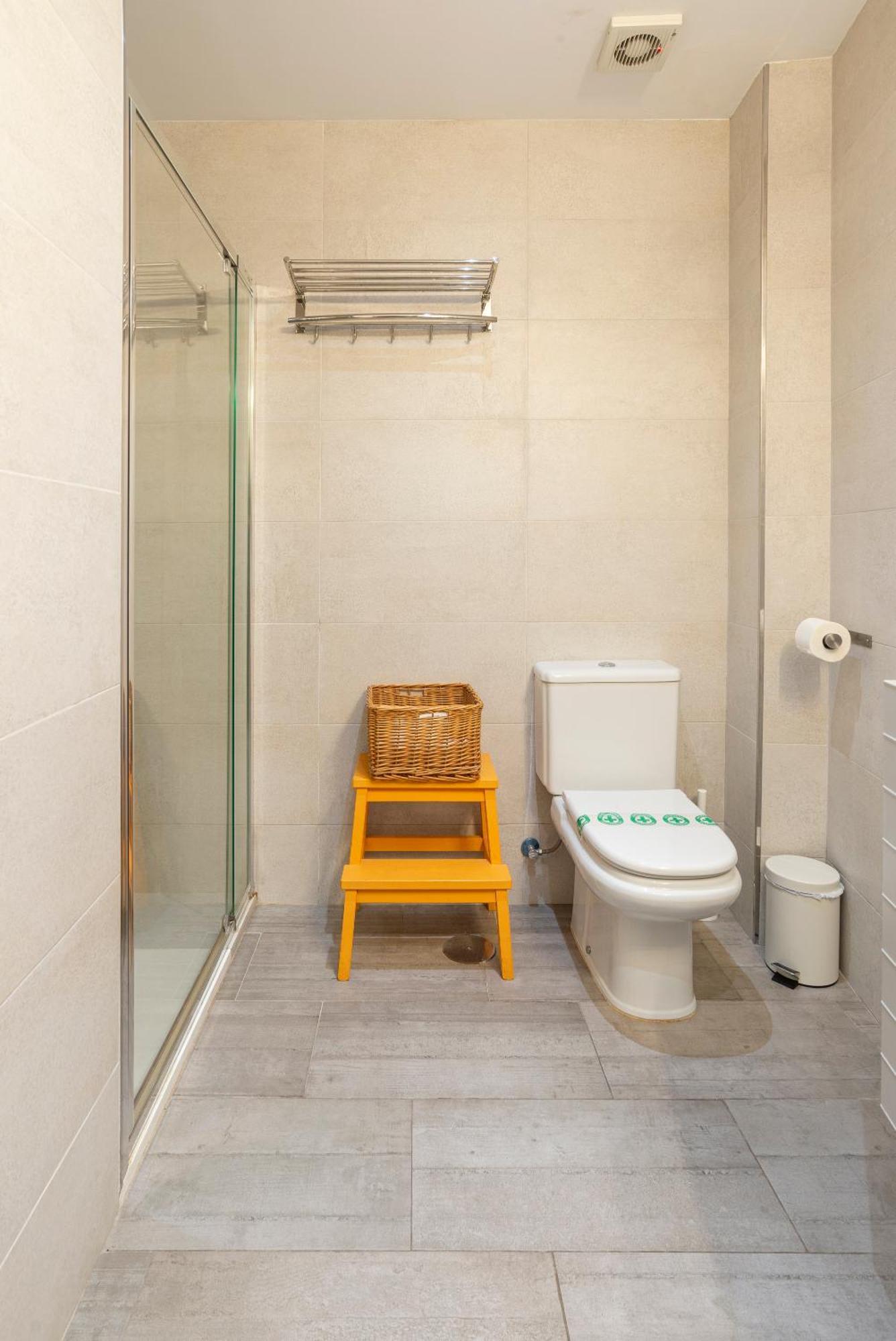 Andres Perez & Quiet Courtyard By Ele Apartments Málaga Exterior foto